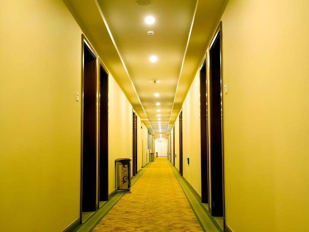 Greentree Inn Shanghai Sheshan National Tourist Resort Express Hotel מראה חיצוני תמונה