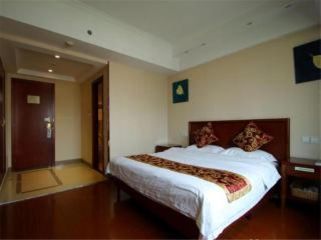 Greentree Inn Shanghai Sheshan National Tourist Resort Express Hotel מראה חיצוני תמונה