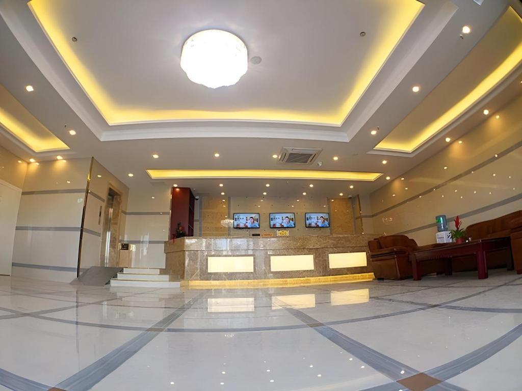 Greentree Inn Shanghai Sheshan National Tourist Resort Express Hotel מראה חיצוני תמונה